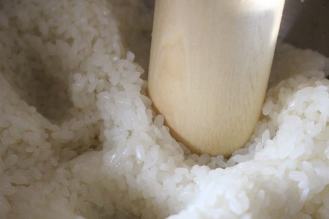 もち米でおはぎ作り